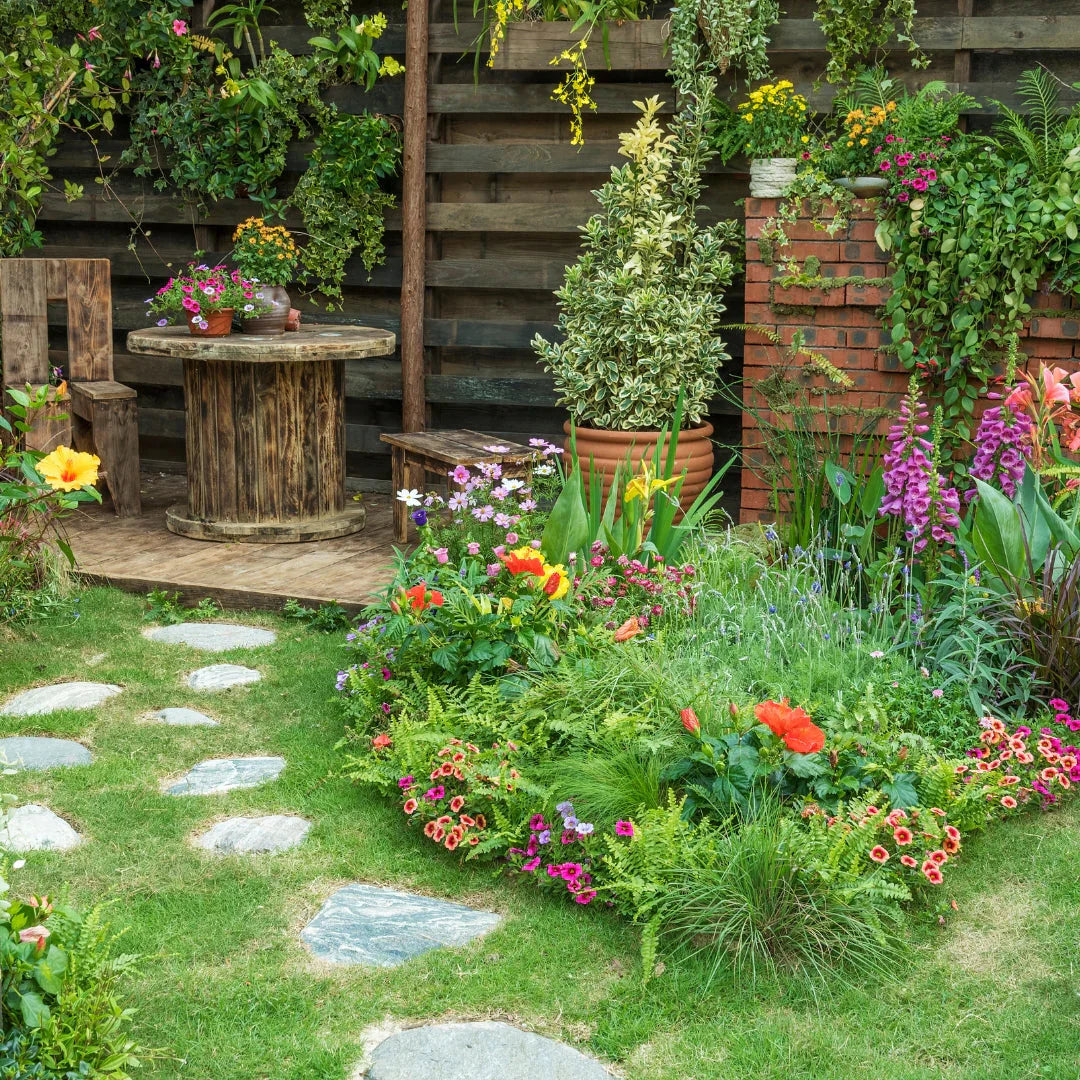 Home & Outdoor Living